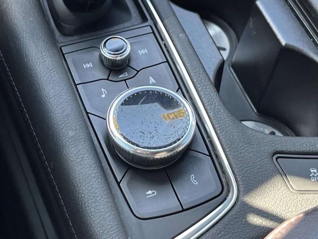 Used 2020 Cadillac XT6 Premium Luxury image 37