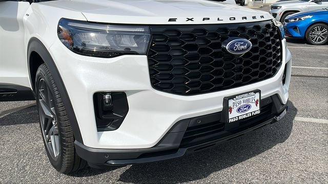 New 2026 Ford Explorer ST-Line w/ ST-Line Street Pack RWD image 10