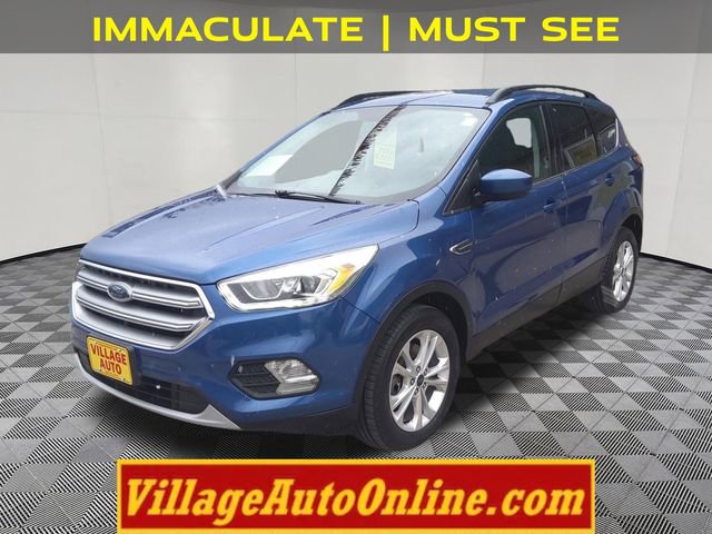 Used 2017 Ford Escape SE w/ Equipment Group 201A image 1