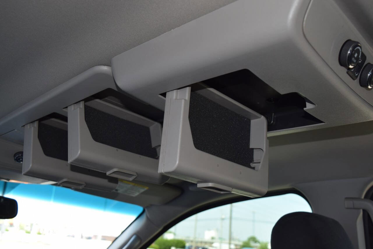 Used 2014 Nissan Armada SV image 42