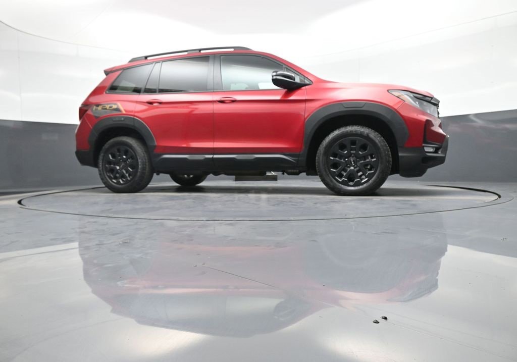 Certified 2023 Honda Passport TrailSport image 29