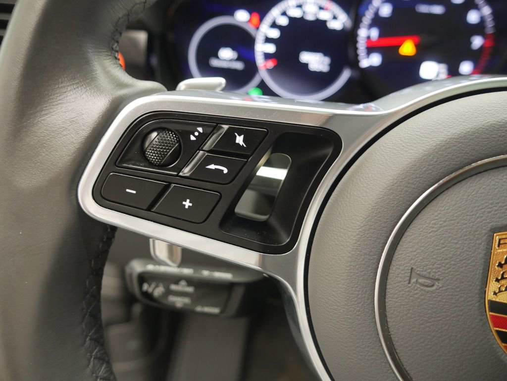 Certified 2023 Porsche Cayenne image 36