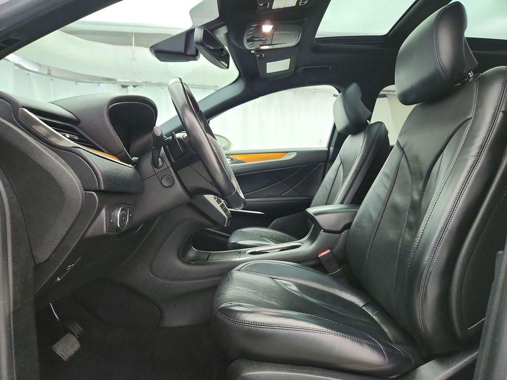 Used 2019 Lincoln MKC Reserve w/ MKC Climate Package image 10