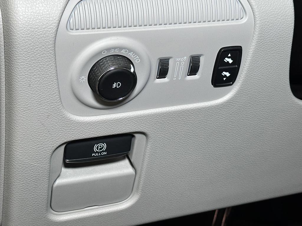 Used 2022 Jeep Wagoneer Series II image 27