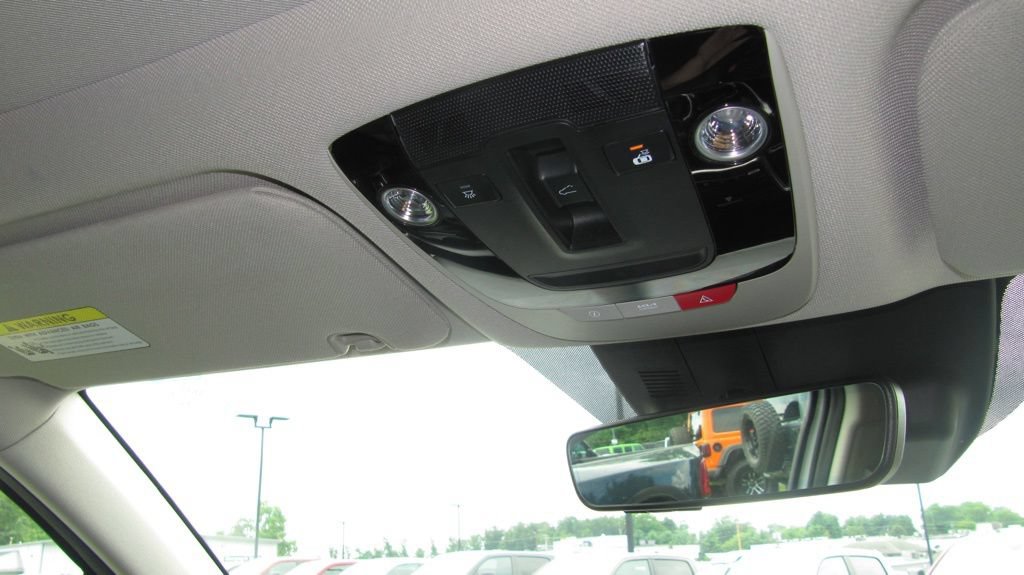 Used 2023 Kia Sorento SX AWD/4WD image 20