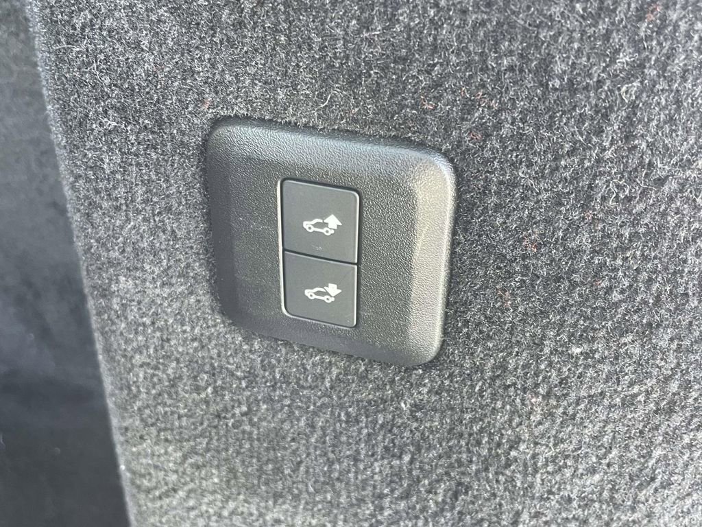 Used 2021 Land Rover Range Rover Sport HSE Dynamic image 10