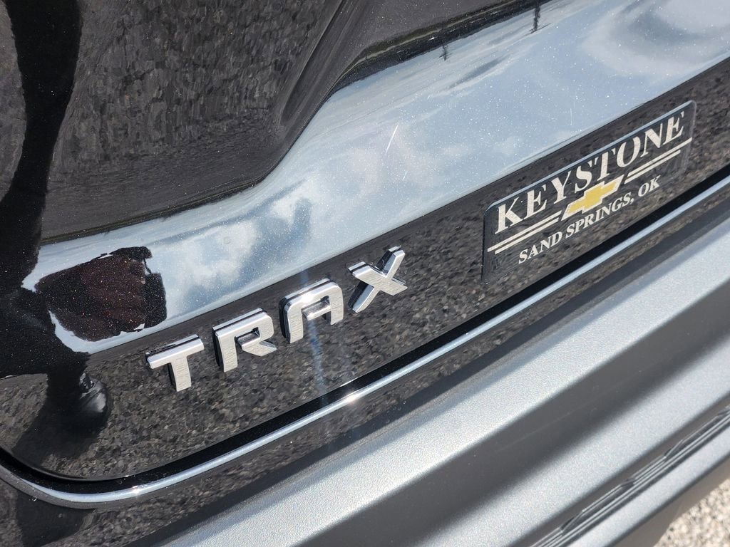 Used 2026 Chevrolet Trax LS w/ LS Convenience Package image 12