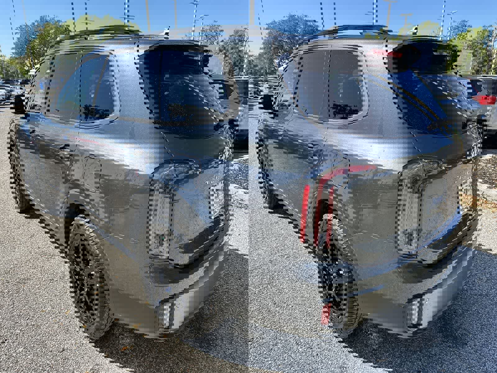 Used 2023 Kia Telluride EX X-Line image 6