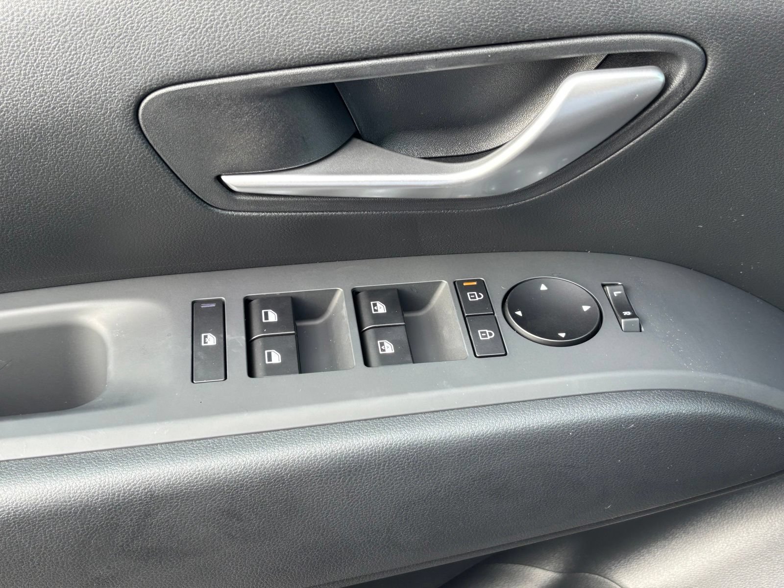 New 2026 Hyundai Santa Cruz SEL FWD image 13