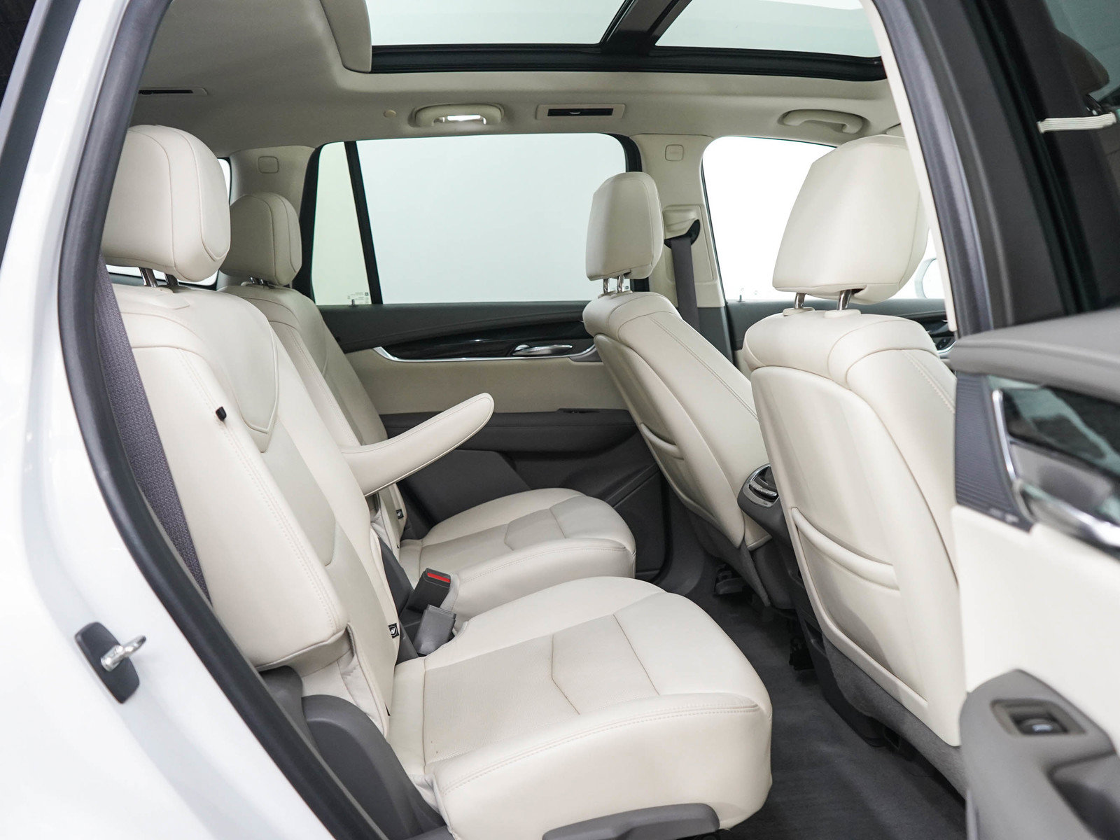 Used 2020 Cadillac XT6 Premium Luxury AWD/4WD image 12