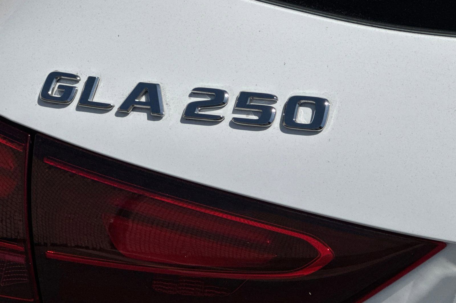 Used 2025 Mercedes-Benz GLA 250 image 28