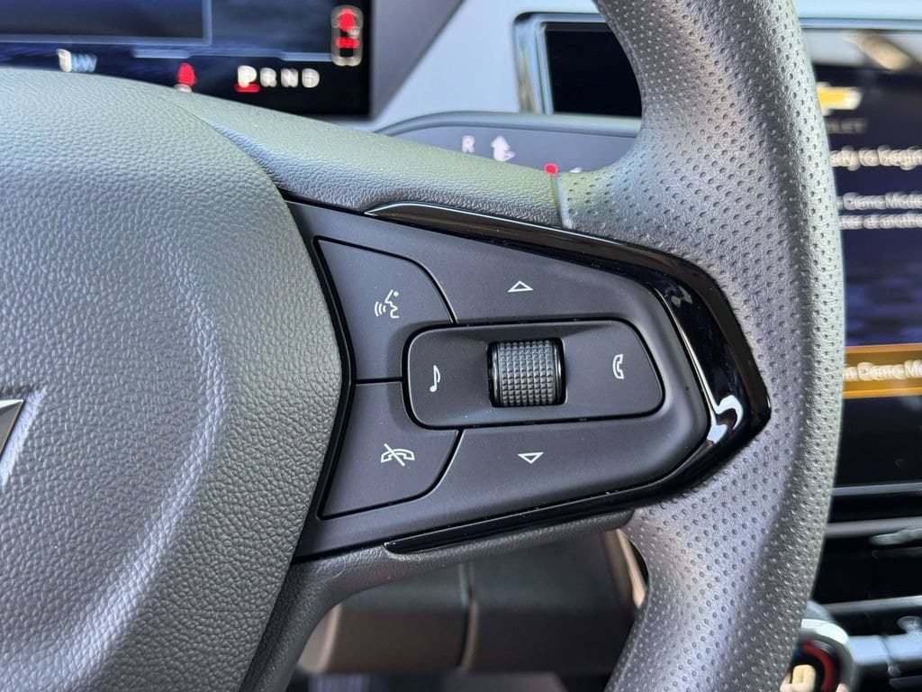 New 2027 Chevrolet Bolt LT FWD image 10