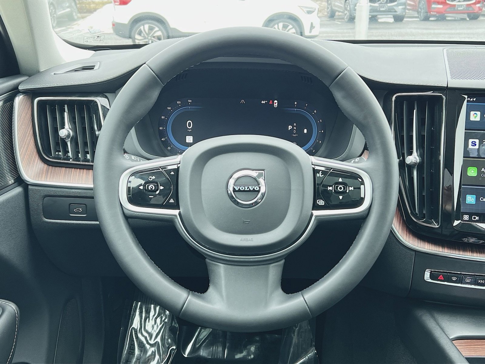 Certified 2023 Volvo XC60 B5 Ultimate image 16