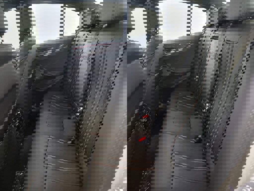 Used 2019 BMW 540i xDrive w/ M Sport Package image 14