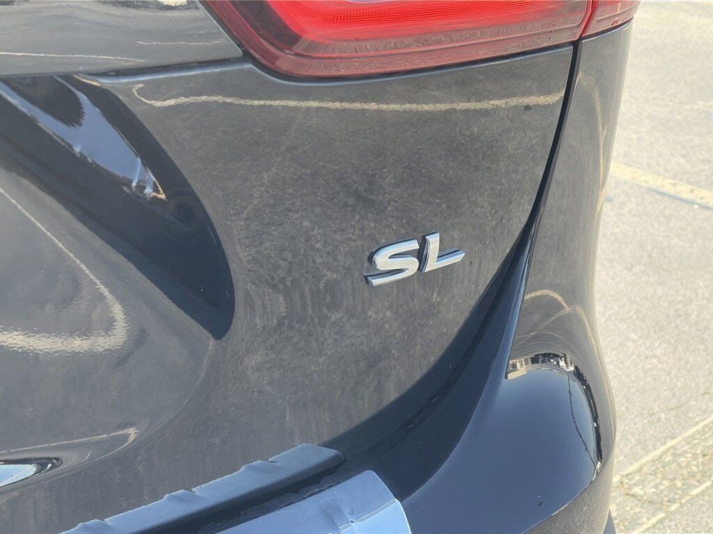 Used 2022 Nissan Rogue Sport SL image 4