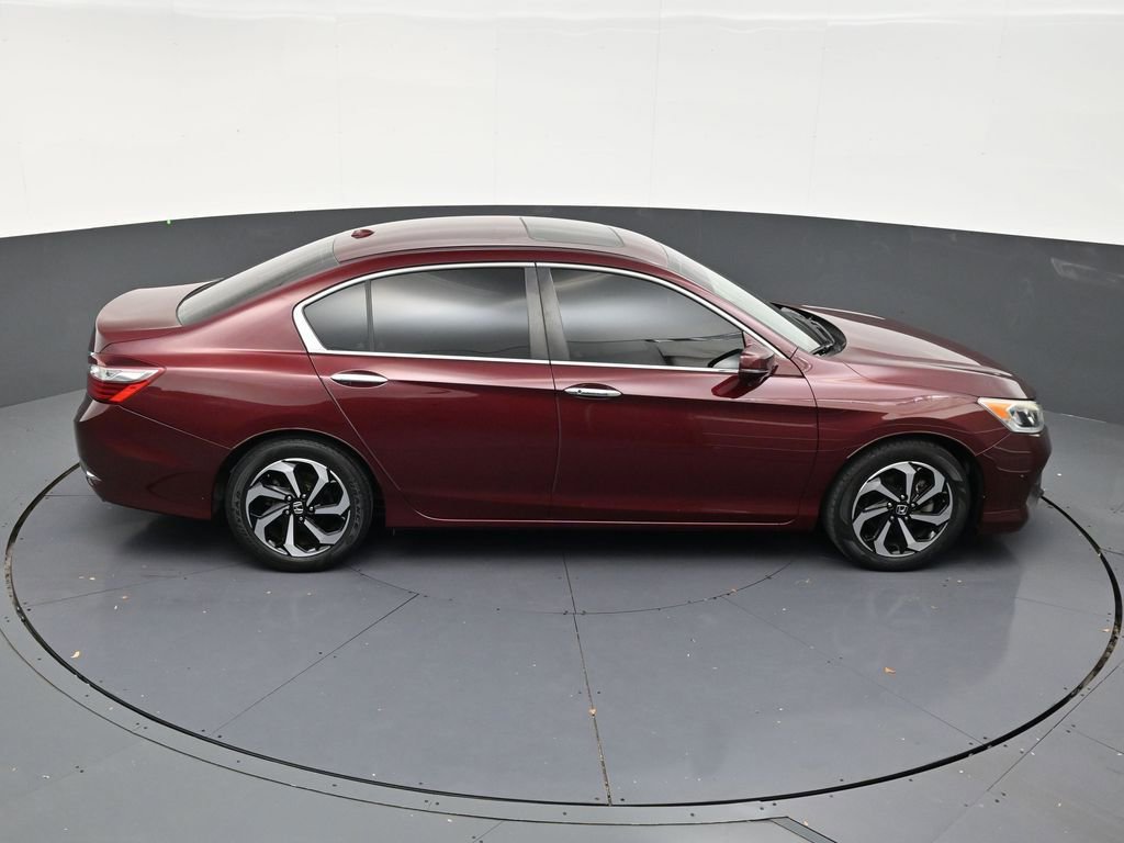 Used 2017 Honda Accord EX-L image 18