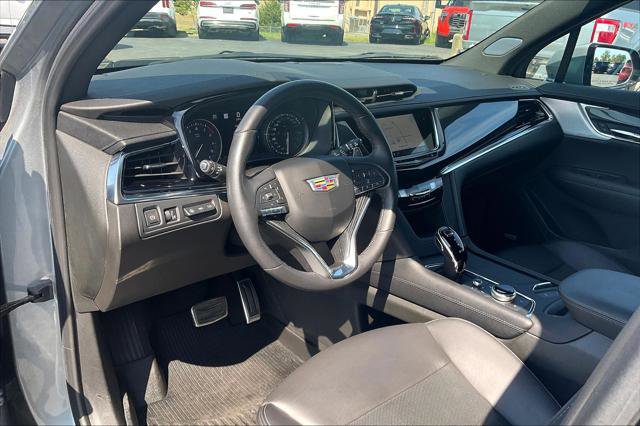 Used 2024 Cadillac XT6 Sport image 14