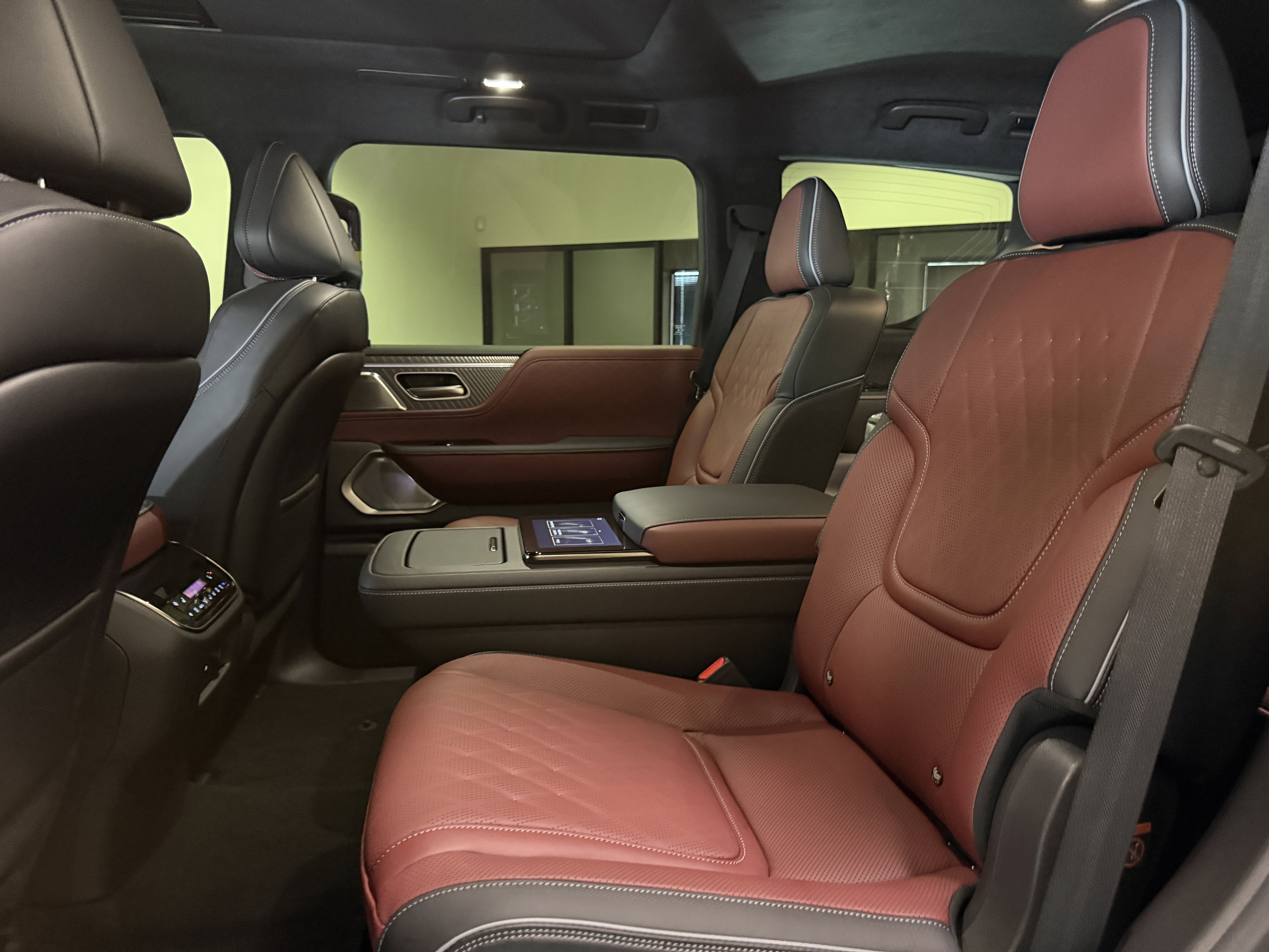 New 2026 INFINITI QX80 Autograph image 16
