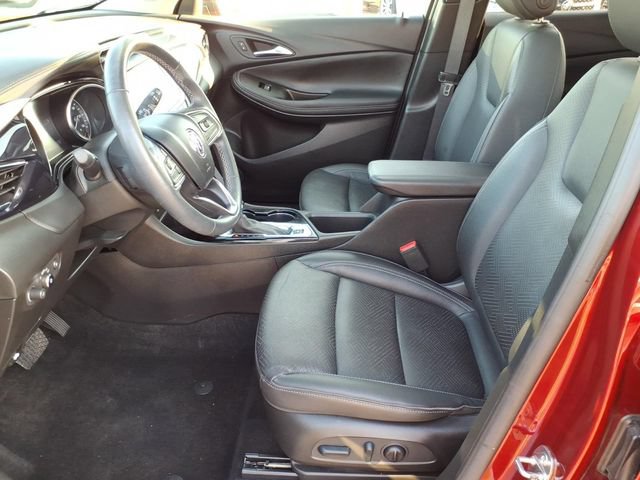 Used 2023 Buick Encore GX Essence w/ Experience Buick Package FWD image 5