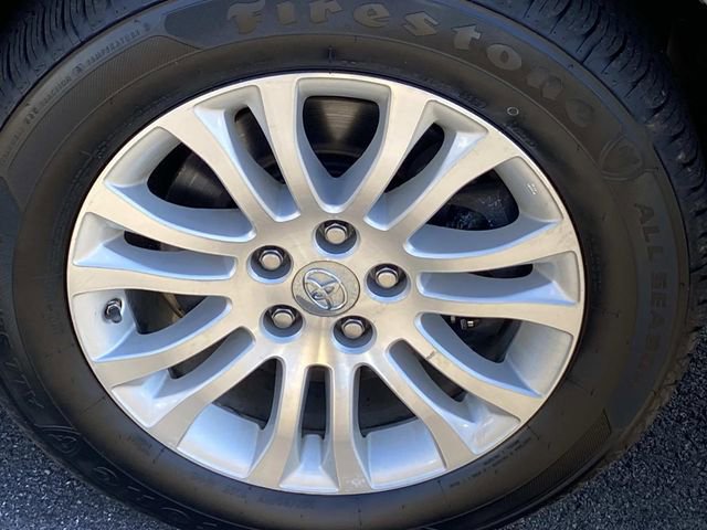 Used 2017 Toyota Sienna XLE Premium FWD image 31