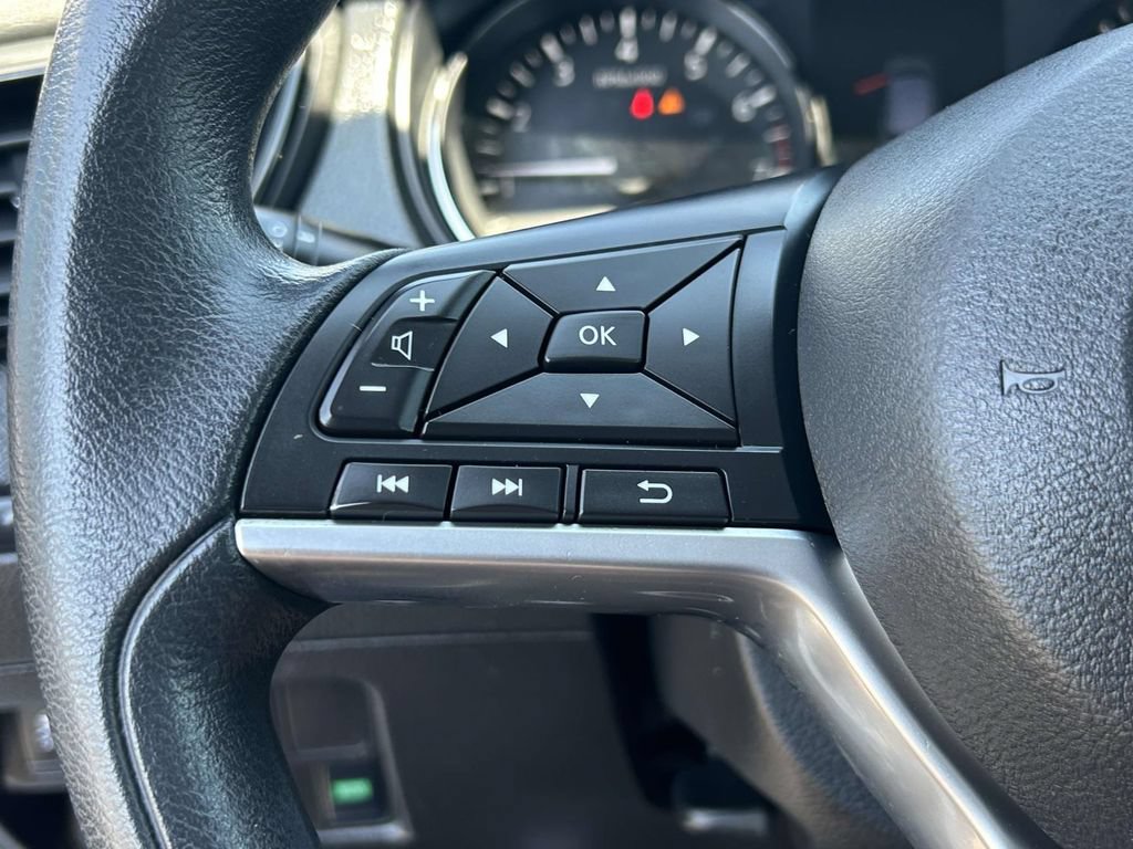 Used 2017 Nissan Rogue Sport S w/ S Appearance Package FWD image 19