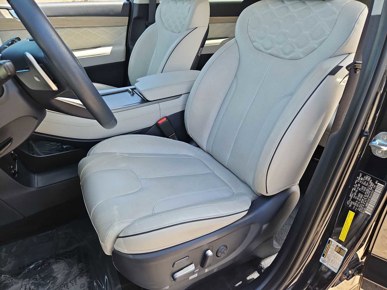 Used 2022 Hyundai Palisade Calligraphy AWD/4WD image 16