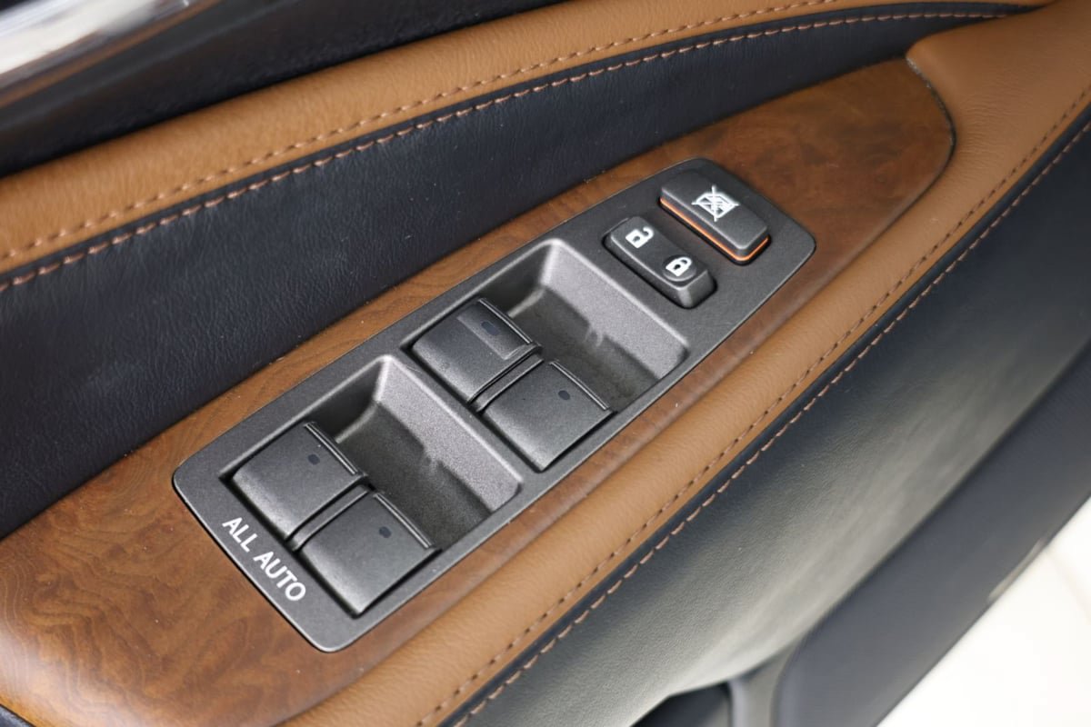 Used 2010 Lexus LS 460 RWD image 22