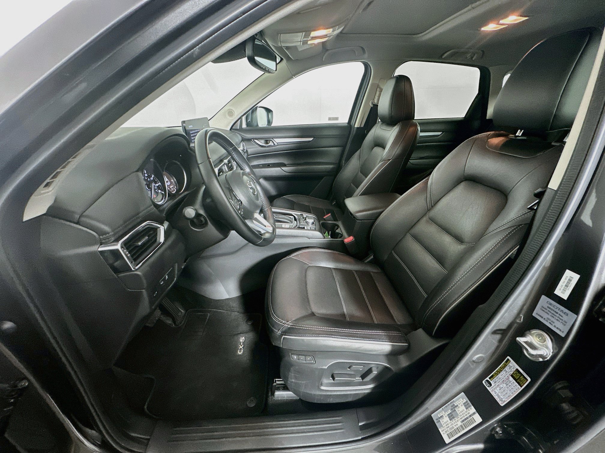 Used 2025 MAZDA CX-5 AWD 2.5 S w/ Preferred Package image 13