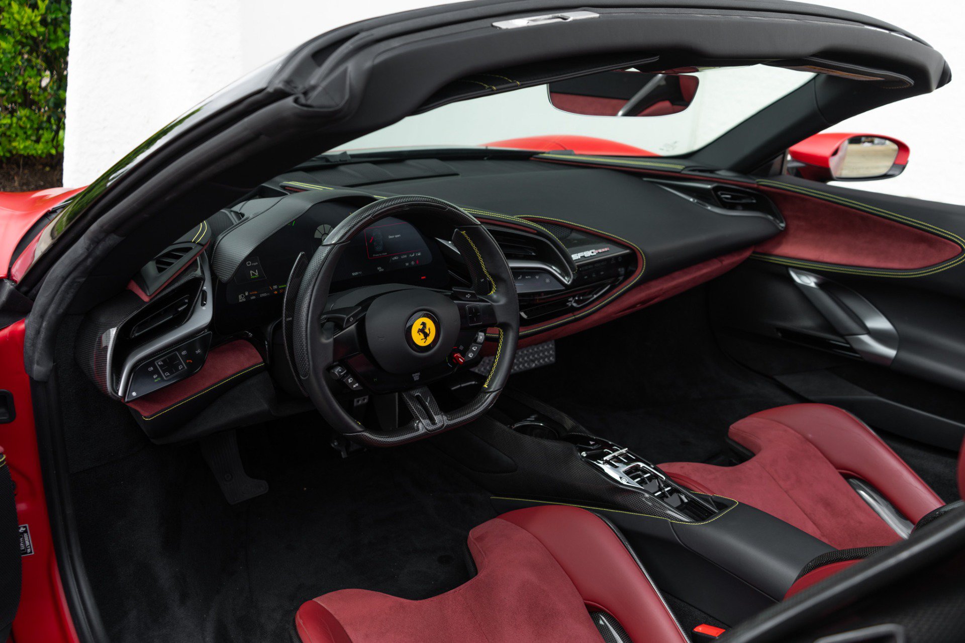 Used 2023 Ferrari SF90 Spider AWD/4WD image 5