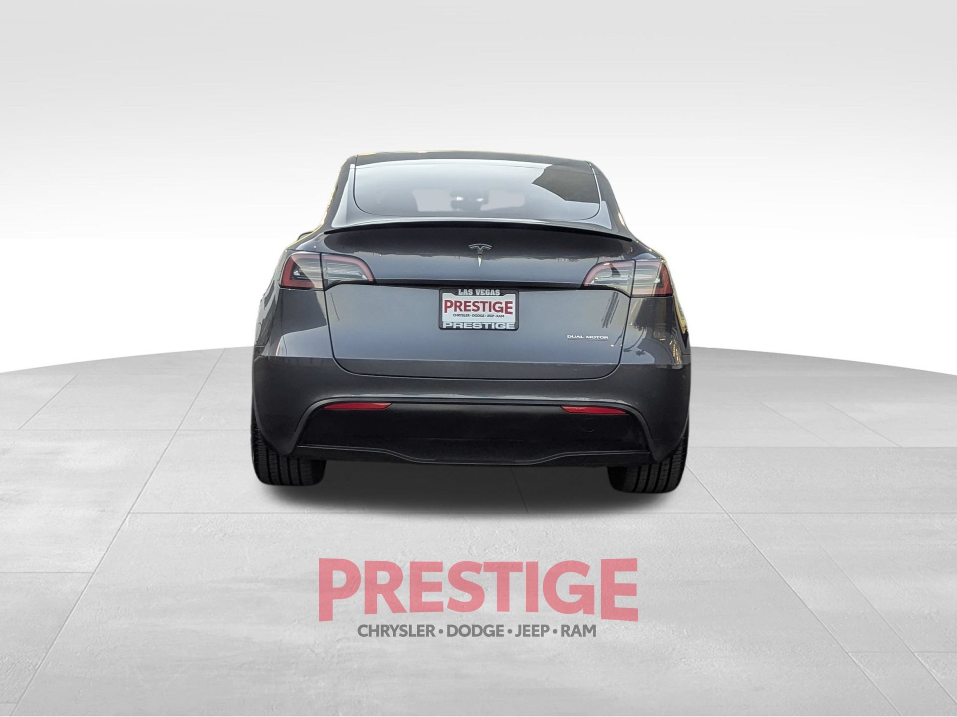 Used 2023 Tesla Model Y Performance AWD/4WD image 9