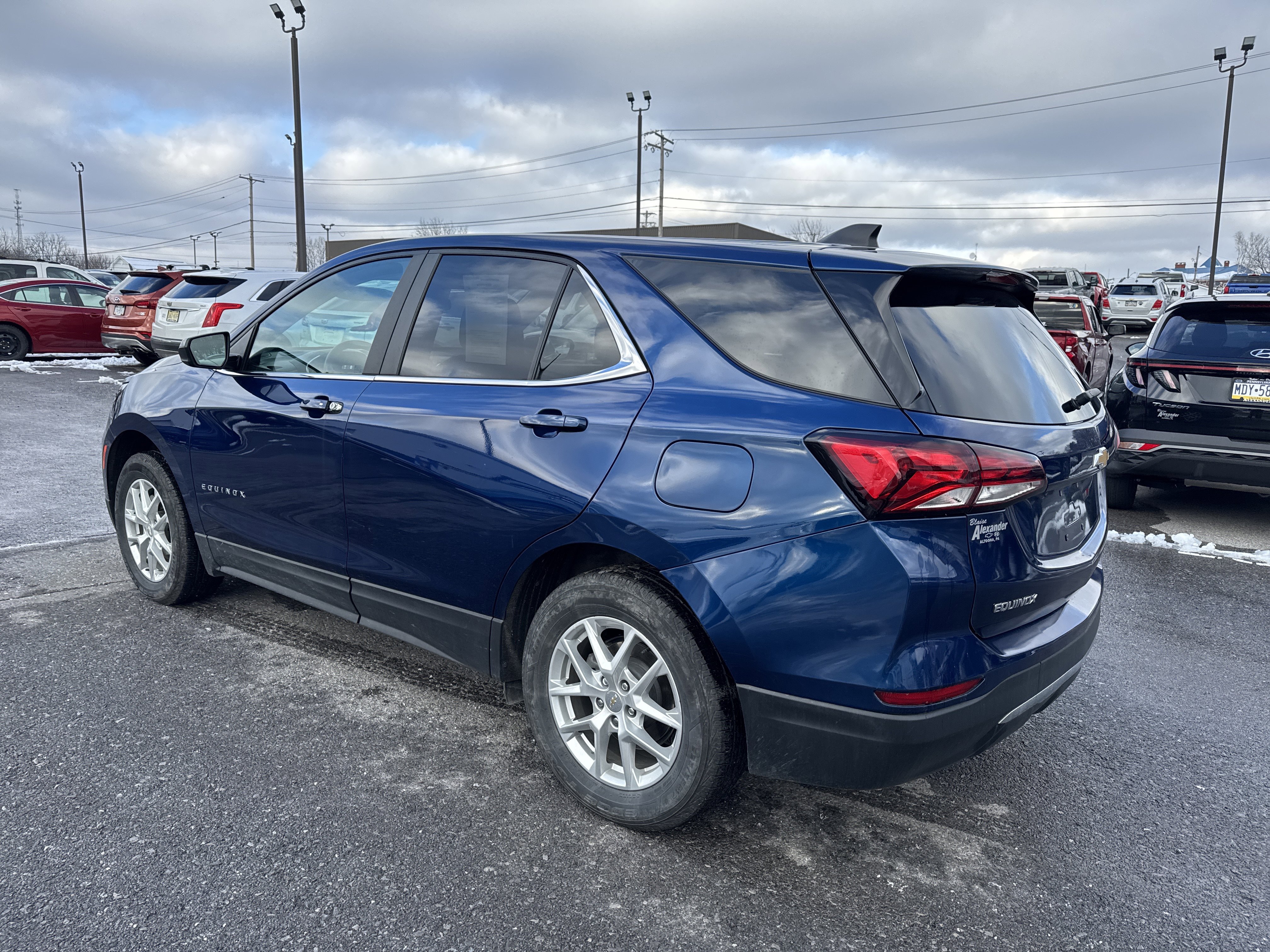 Used 2023 Chevrolet Equinox LT image 5