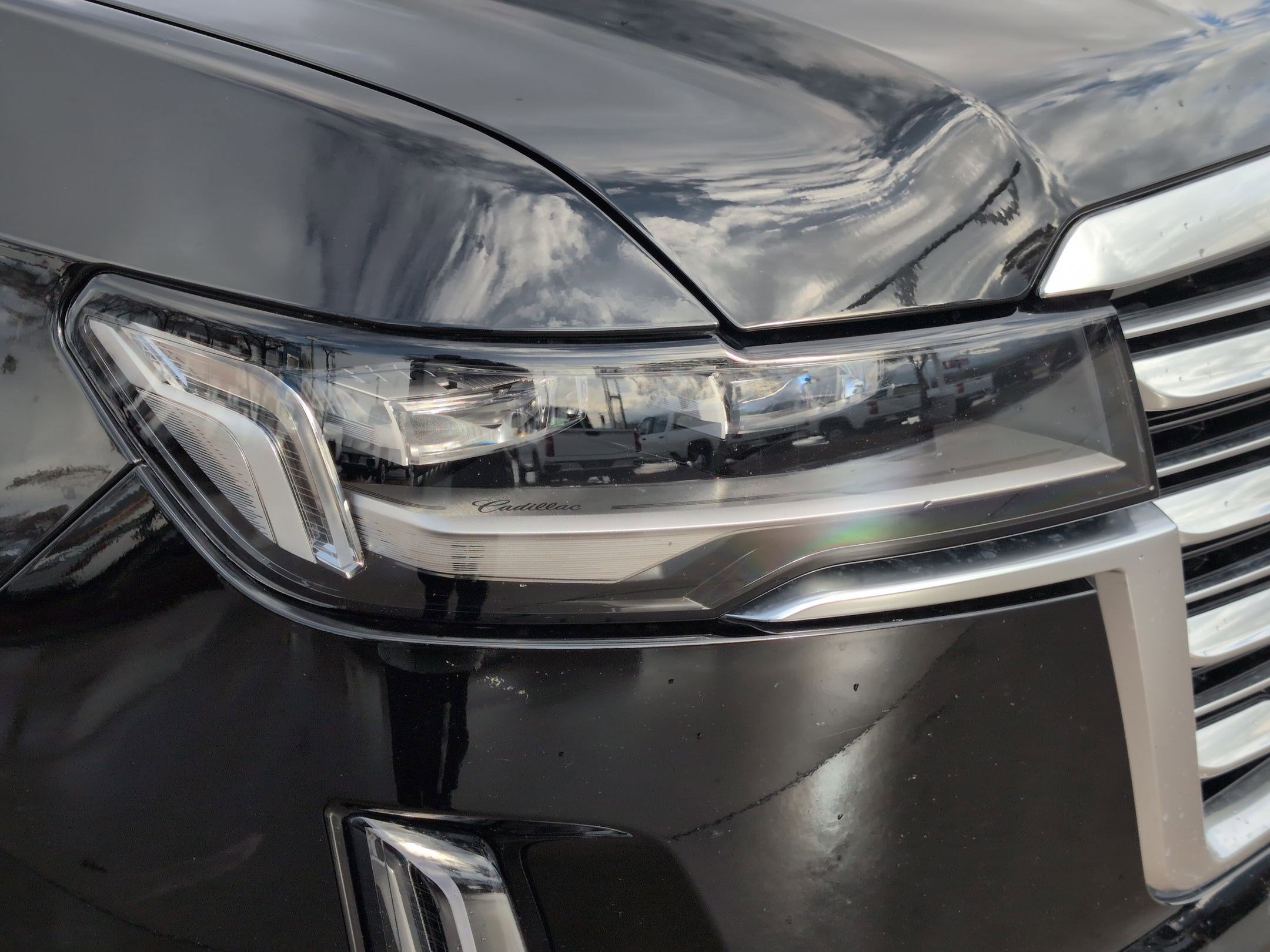 Used 2022 Cadillac Escalade Premium Luxury Platinum w/ LPO, Floor Liner Package image 9