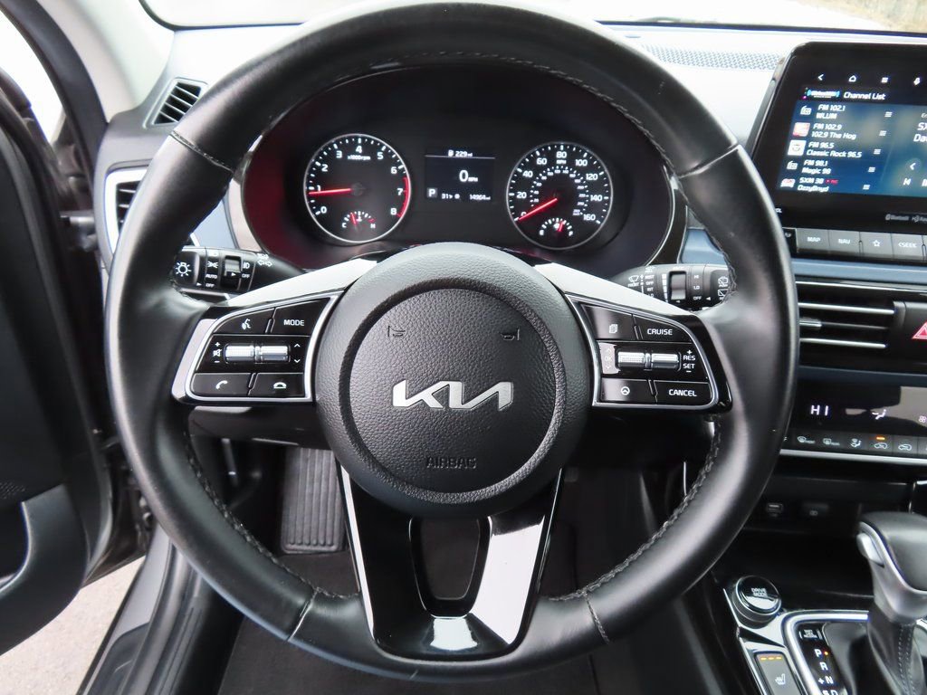 Certified 2023 Kia Seltos S w/ Navigation Package image 17