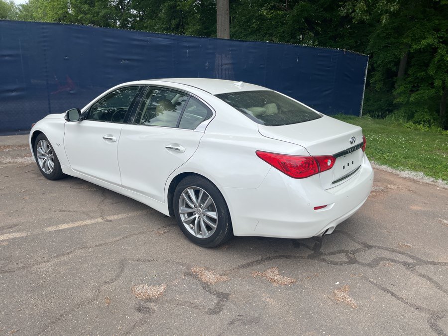 Used 2016 INFINITI Q50 3.0t Premium w/ Driver Assistance Package RWD image 27