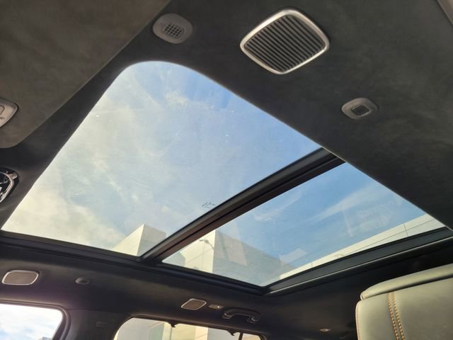 New 2023 Jeep Grand Wagoneer Series III image 18