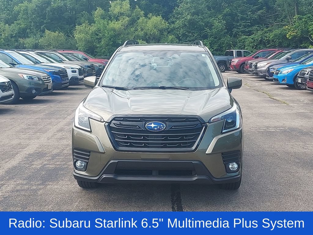 Used 2023 Subaru Forester Premium AWD/4WD image 2