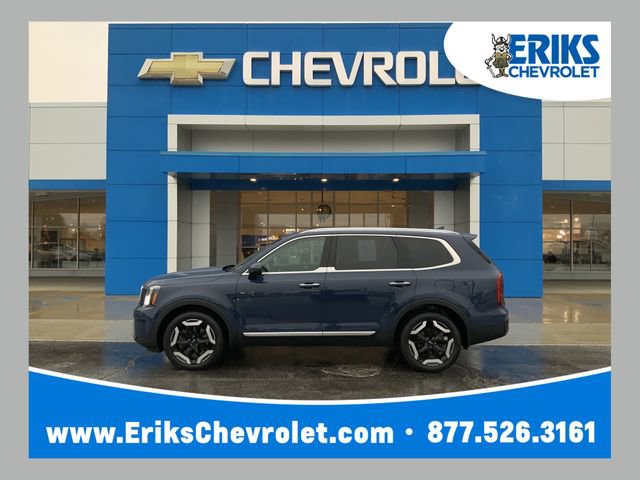 Used 2023 Kia Telluride S AWD/4WD image 1