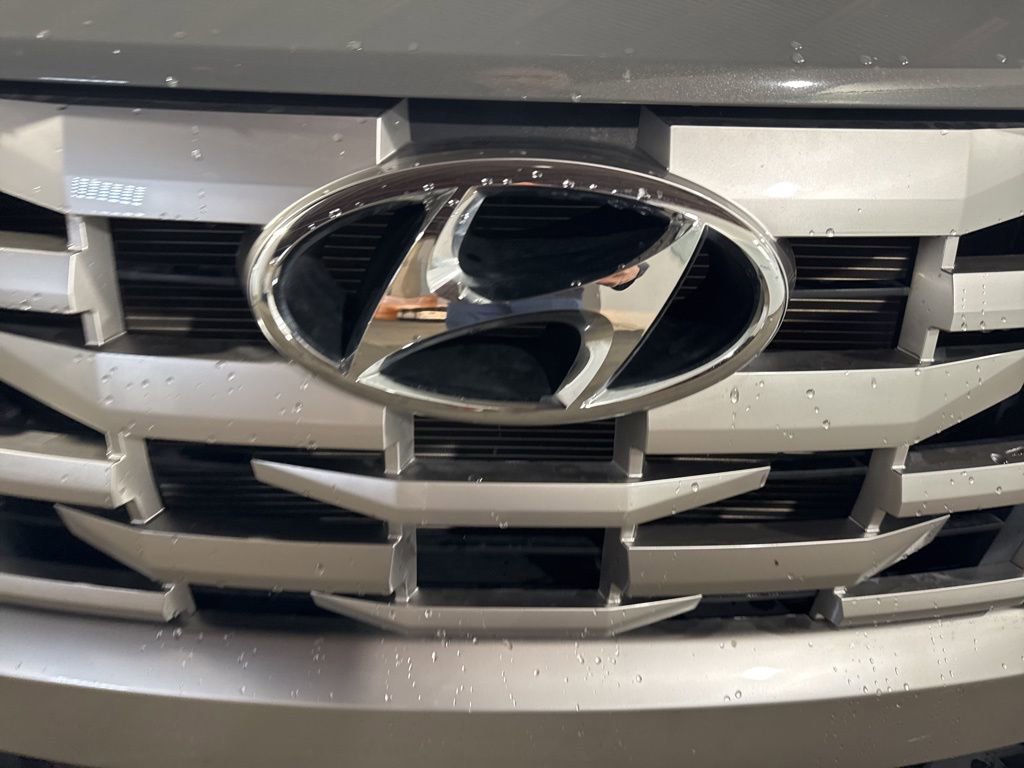 Used 2023 Hyundai Santa Cruz SEL image 7