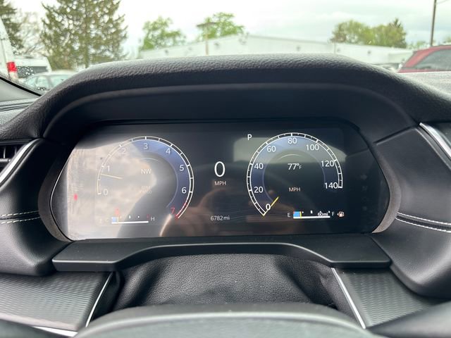 Used 2024 Jeep Grand Cherokee Altitude RWD image 19