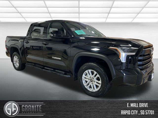 Used 2022 Toyota Tundra SR5 w/ Advanced Technology Package AWD/4WD image 7