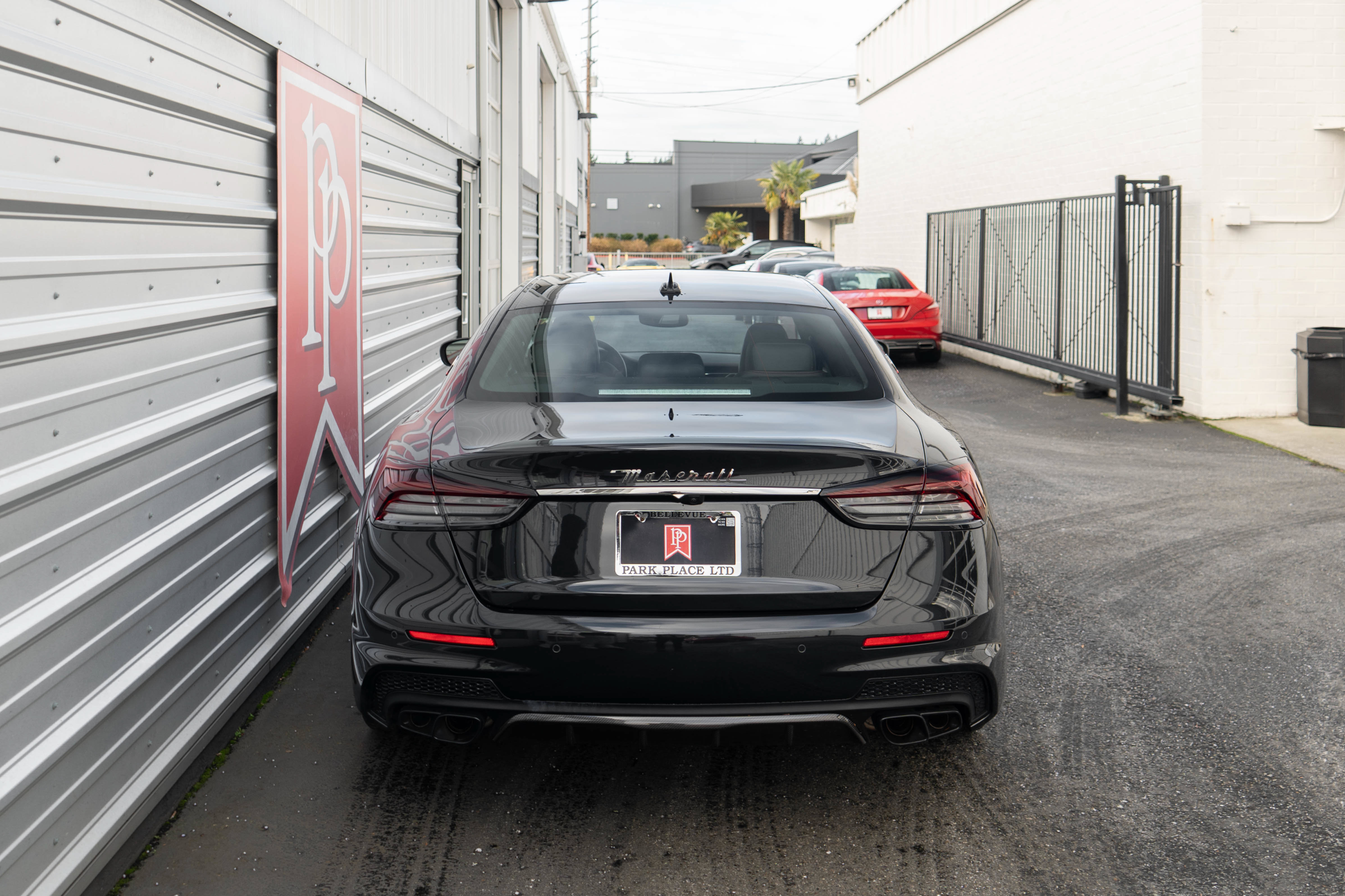 Used 2021 Maserati Quattroporte Trofeo RWD image 40