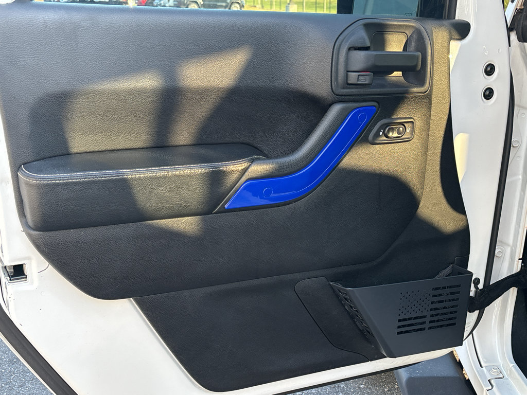 Used 2014 Jeep Wrangler Unlimited Sport AWD/4WD image 17