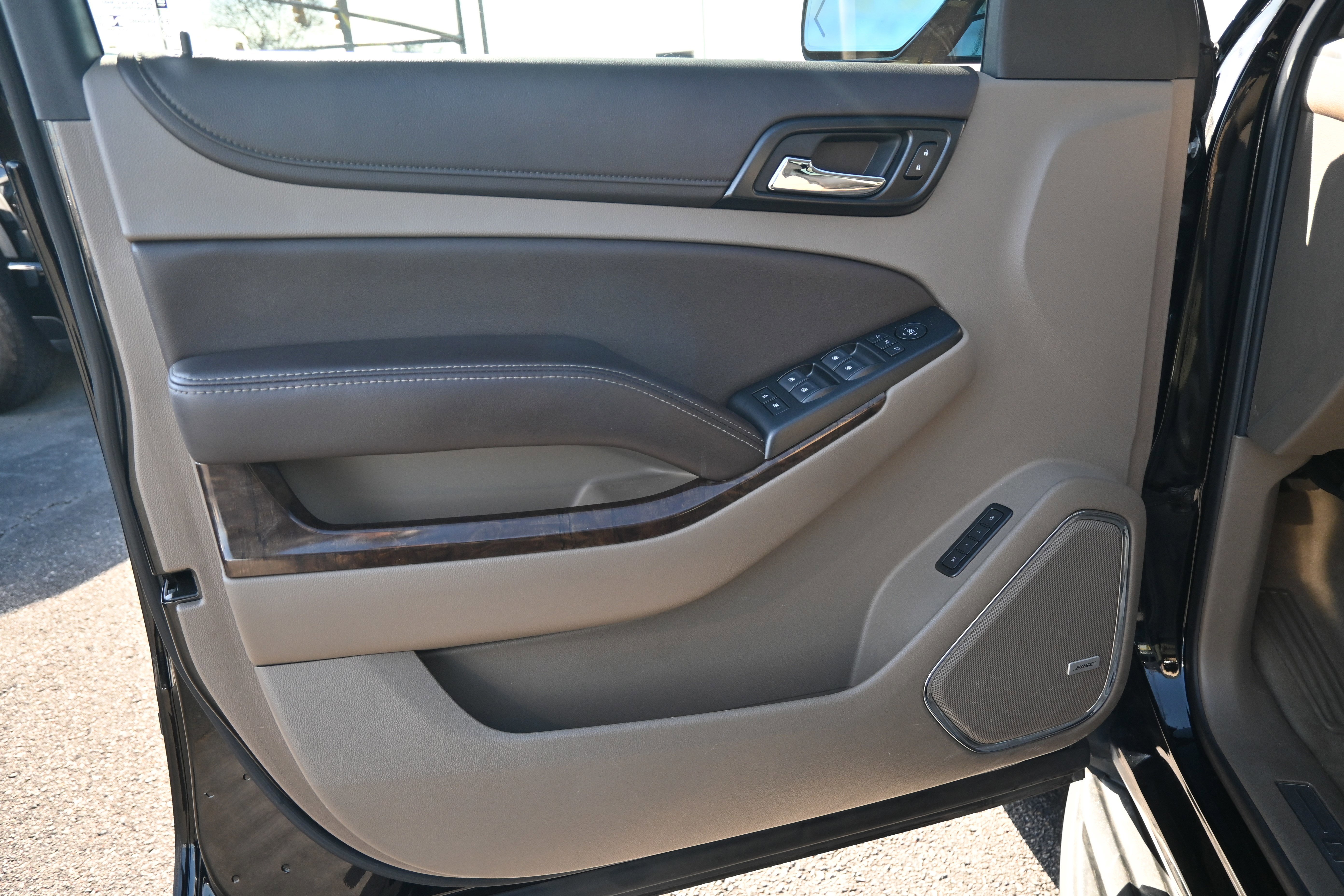 Used 2019 Chevrolet Tahoe LT image 17