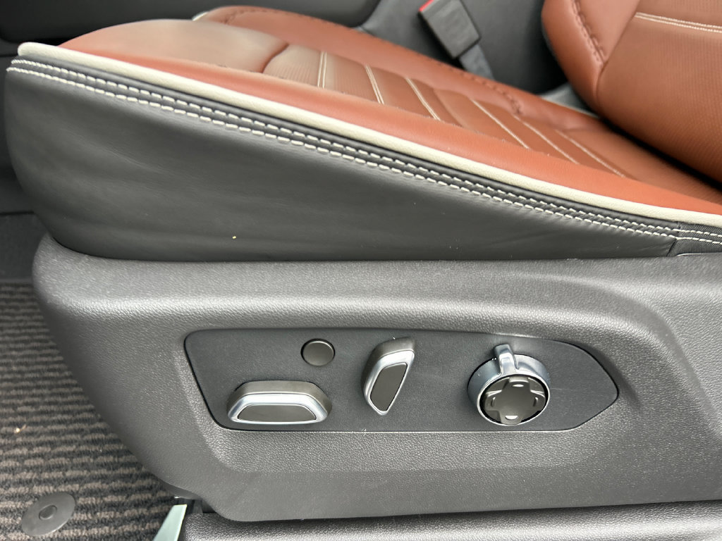 New 2026 GMC Sierra 1500 Denali Ultimate AWD/4WD image 18