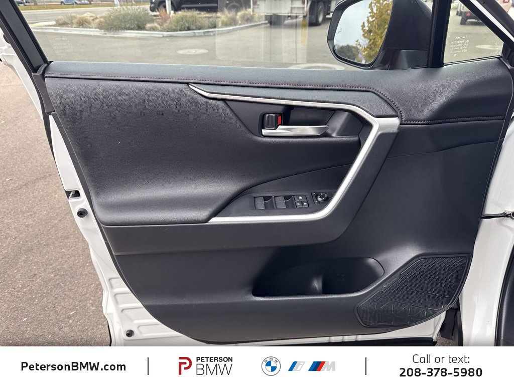 Used 2021 Toyota RAV4 XSE image 15