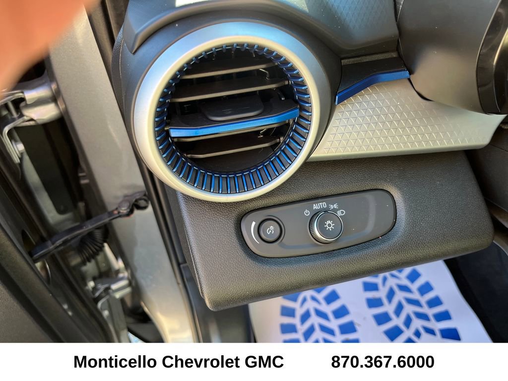 Used 2024 Chevrolet Trax LS FWD image 11