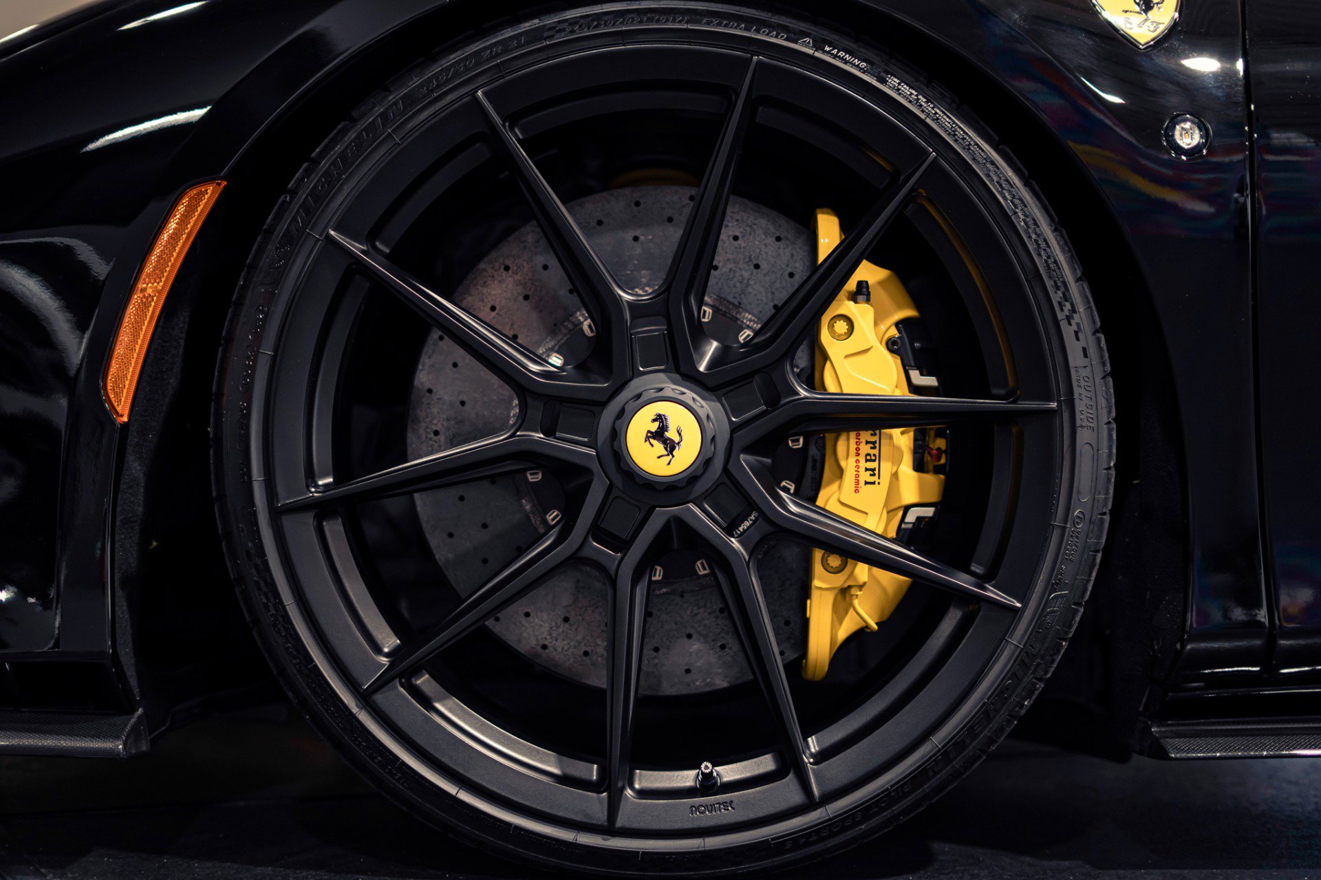 Used 2023 Ferrari F8 Tributo RWD image 10