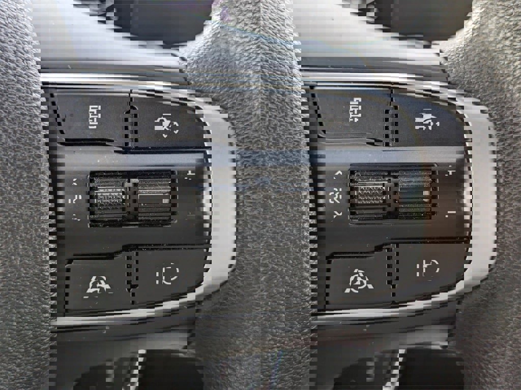 Used 2024 Kia Sportage LX image 25