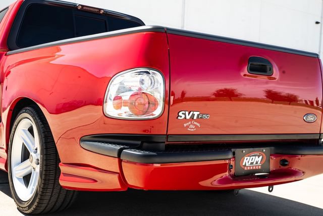 Used 2004 Ford F150 Lightning RWD image 11