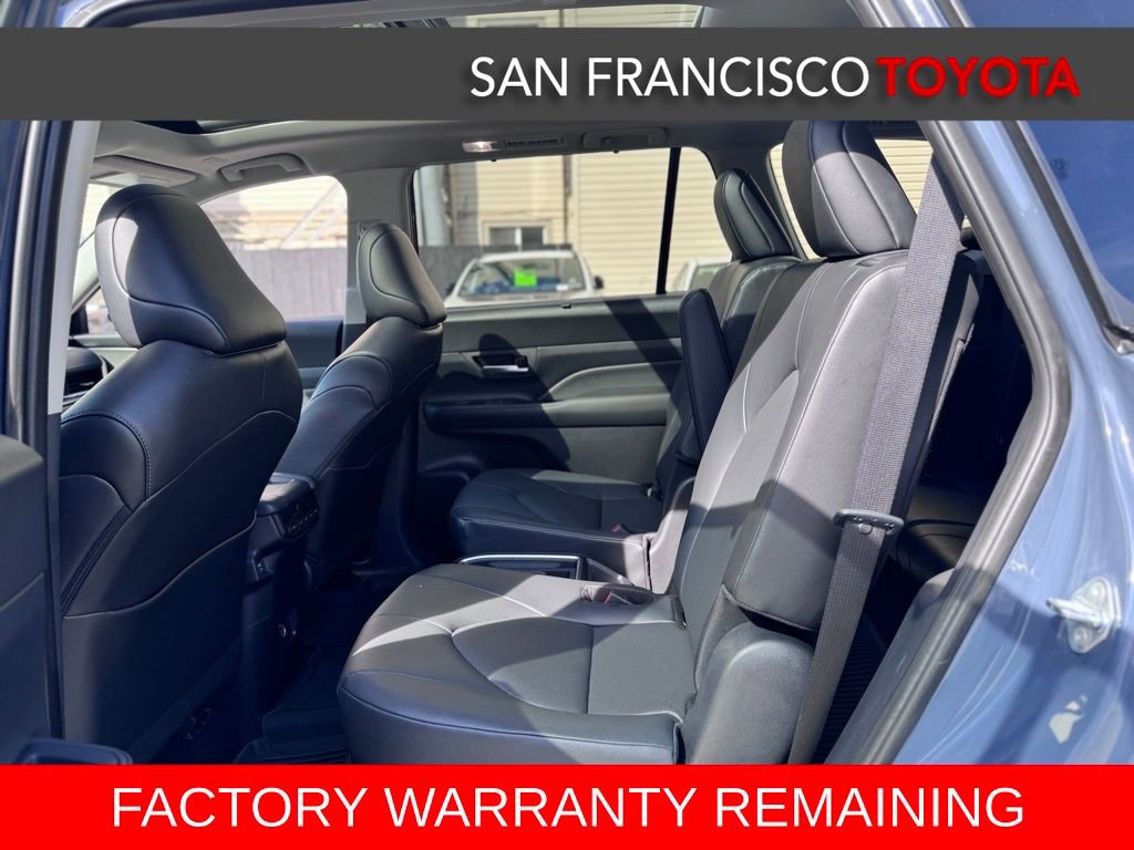 Certified 2025 Toyota Grand Highlander FWD image 8